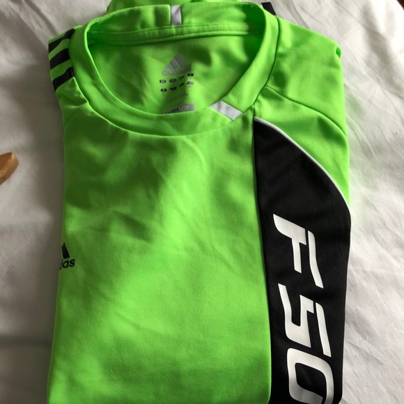 Adidas top - Picture 5 of 5